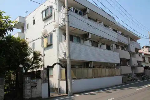 カムフィー伸明